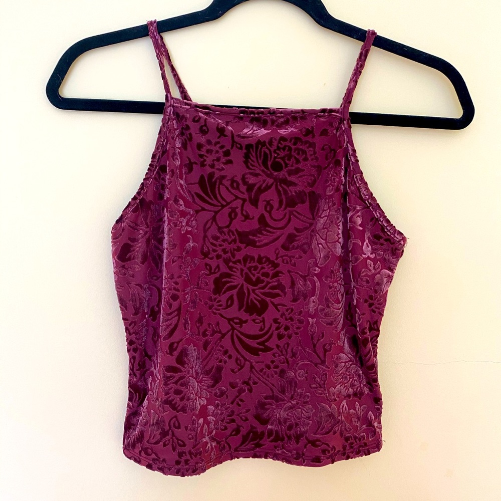 Medium size small tank top